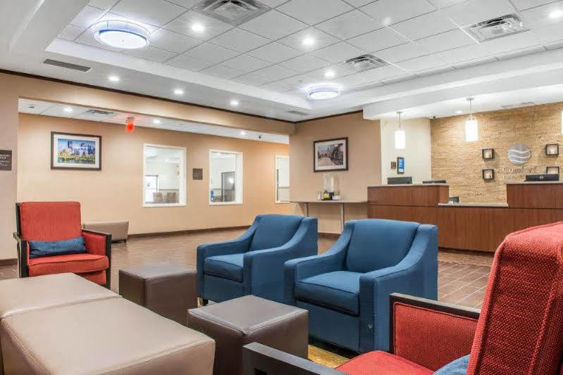 Comfort Inn & Suites Pittsburgh Esterno foto